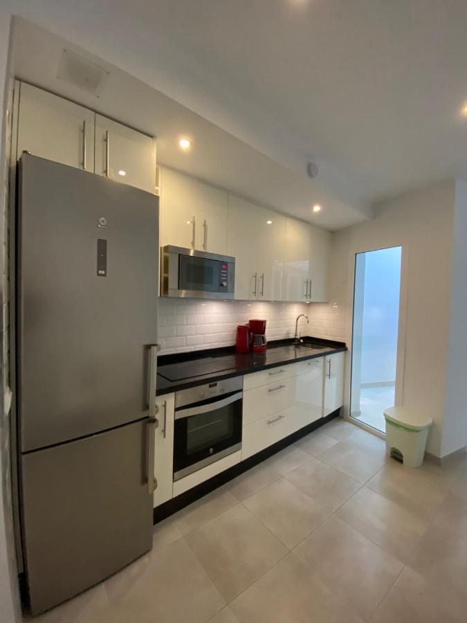 New Townhouse In The Heart Of Nerja With Jacuzzi Vila Exterior foto