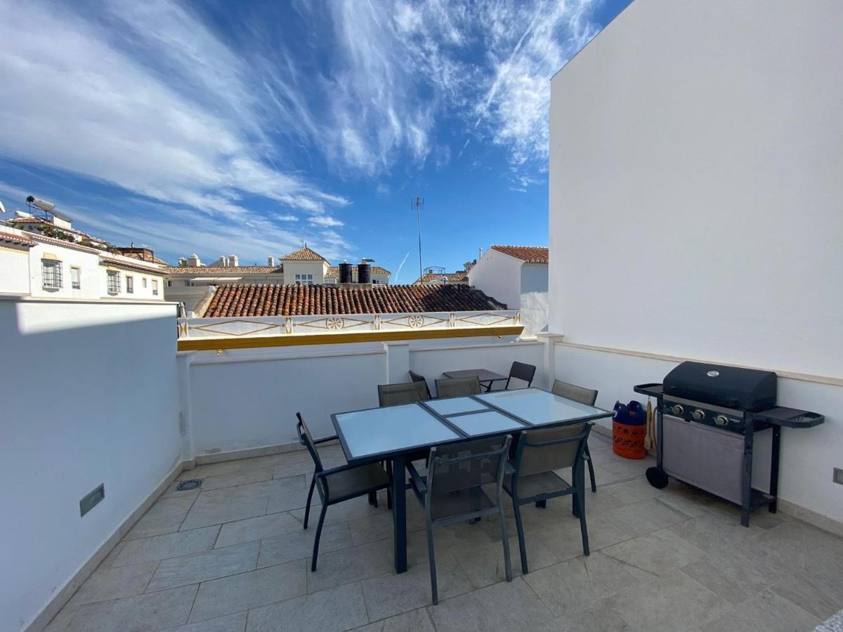 New Townhouse In The Heart Of Nerja With Jacuzzi Vila Exterior foto