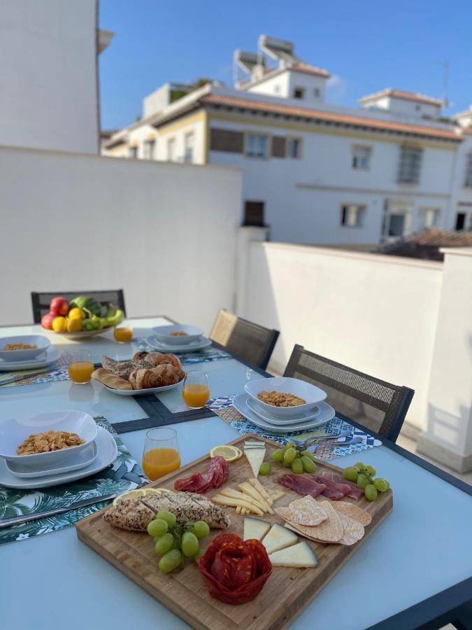 New Townhouse In The Heart Of Nerja With Jacuzzi Vila Exterior foto