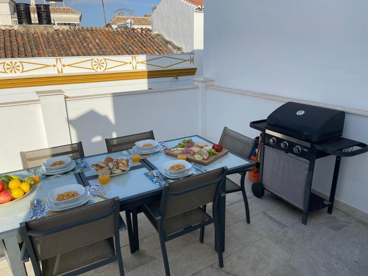 New Townhouse In The Heart Of Nerja With Jacuzzi Vila Exterior foto